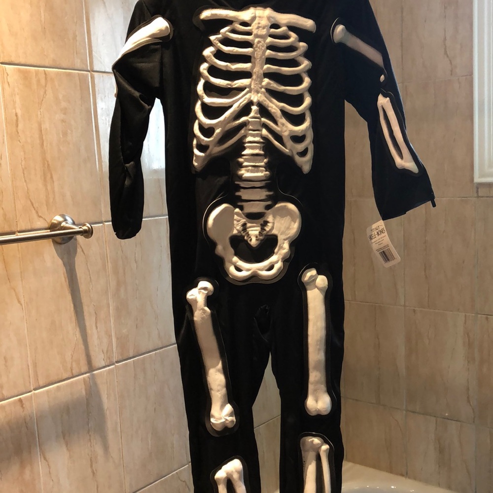 Children’s Skeleton Halloween Costume.